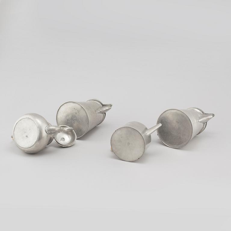 Two tankards and two pots in pewter, i a by Pehr Henrik Lundén in Lidköping, 19th century.