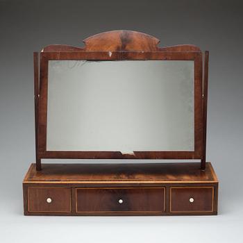 LÅDSPEGEL, 1800-talets mitt.