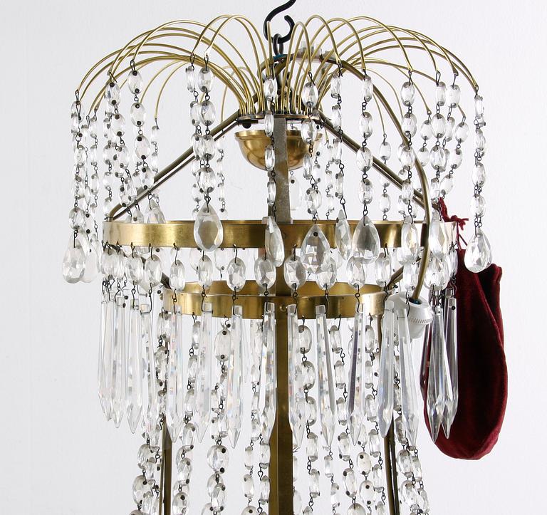 LJUSKRONA, gustaviansk stil. 8 ljusarmar, H 88.