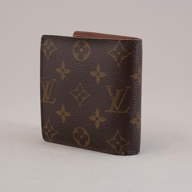 LOUIS VUITTON, a monogram canvas wallet.