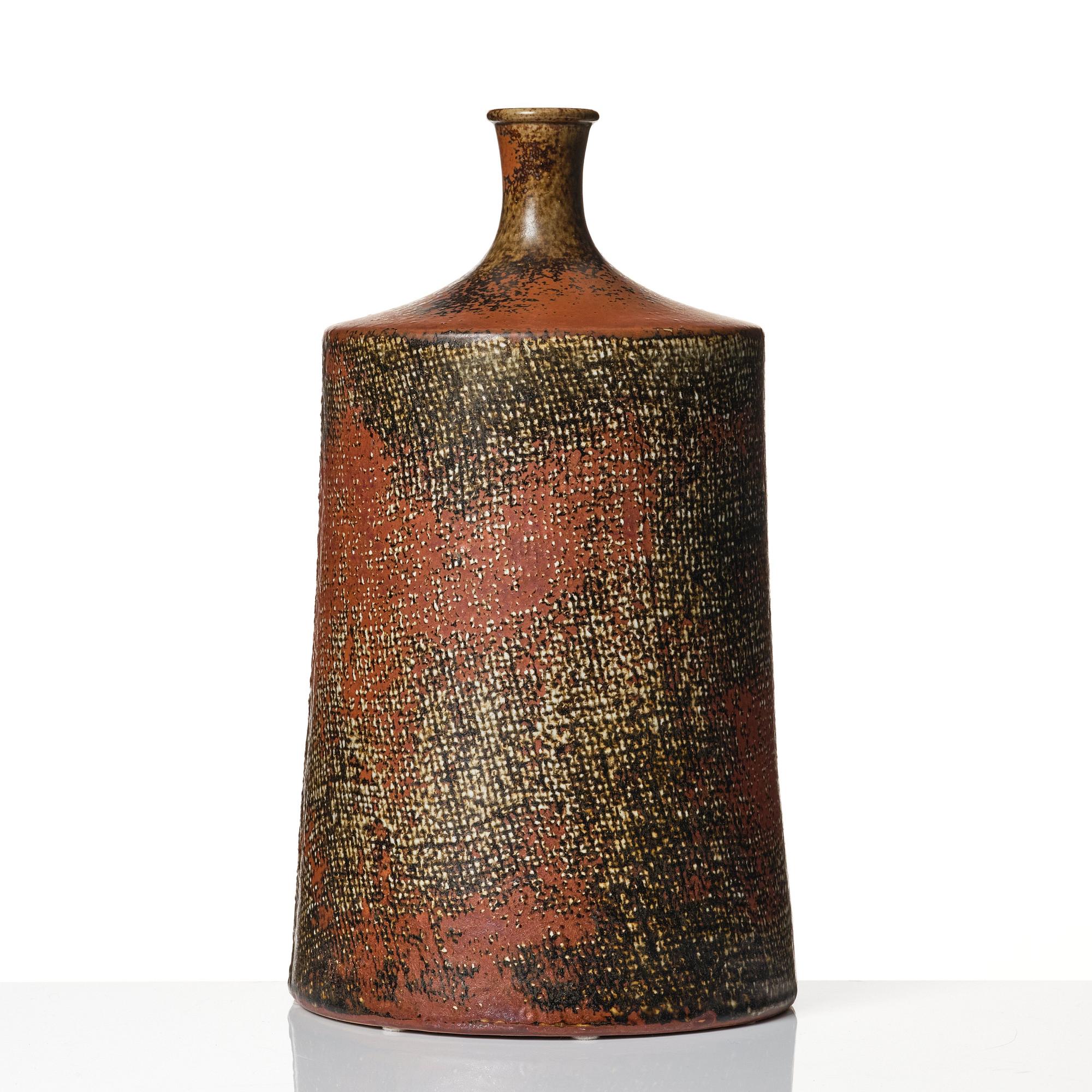 Stig Lindberg, a stoneware vase, Gustavsberg studio, Sweden 1967.