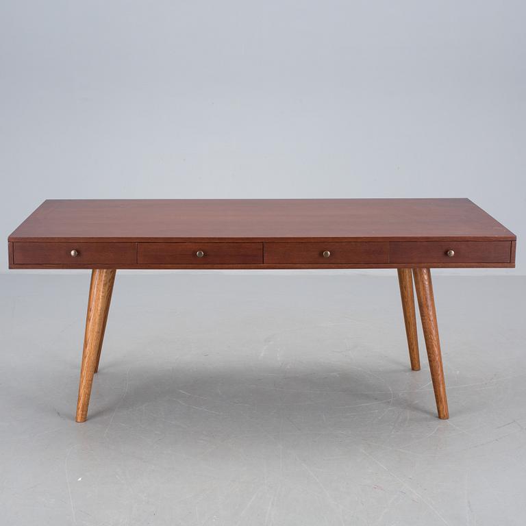 SKRIVBORD, dansk design. 2000-tal.