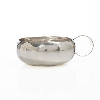 Olle Ohlsson, Tasse a vin, silver, Olle Ohlsson Silversmide, Stockholm 1992.