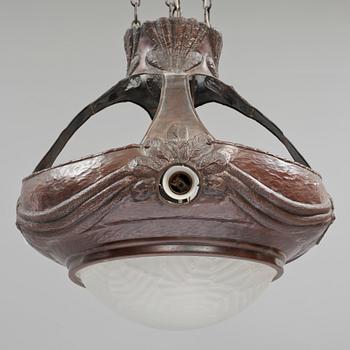 TAKLAMPA, jugend, 1900-talets början, h ca 83.