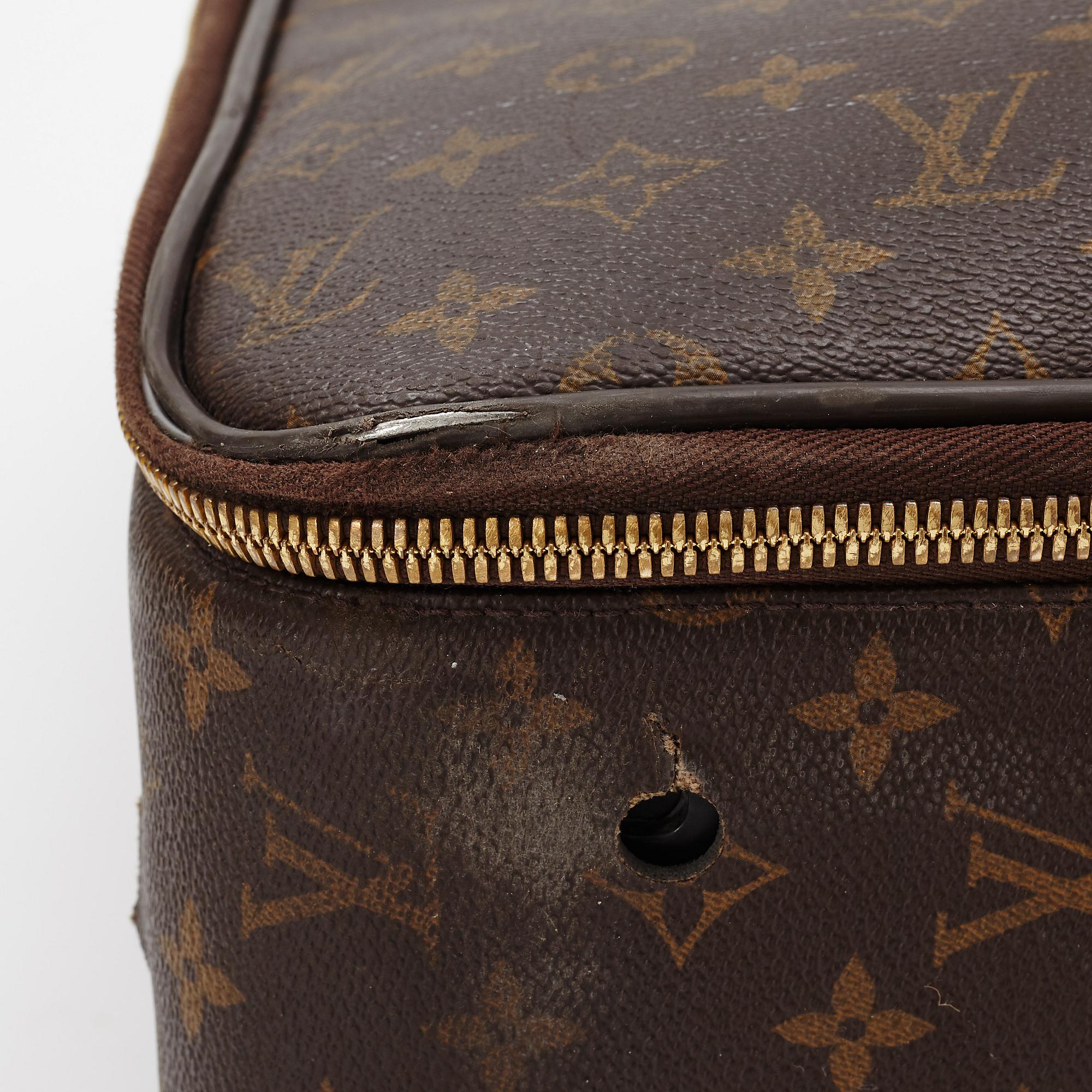 Louis Vuitton, resväska, "Pégase 65".