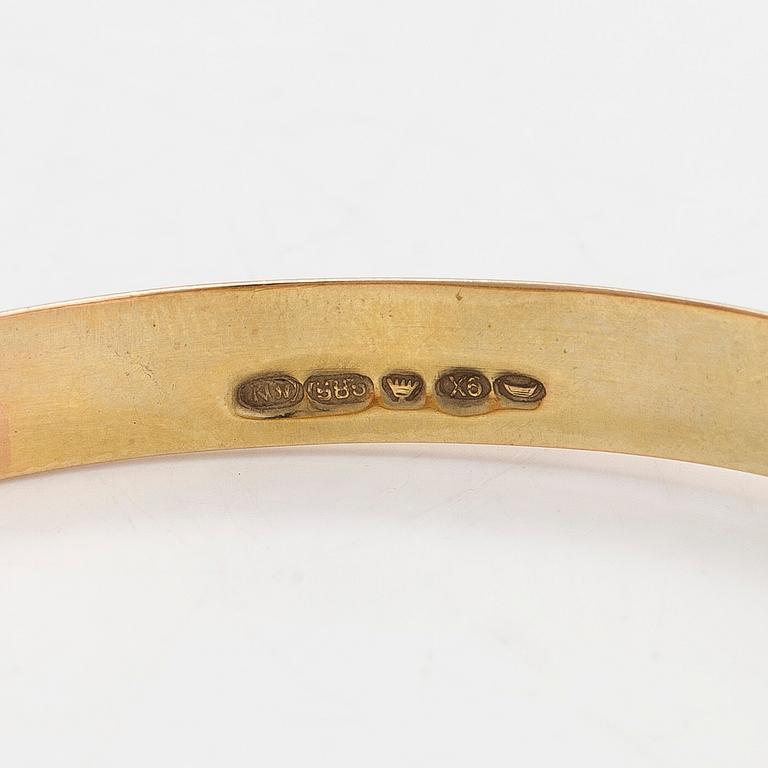 Armring, 14K guld. Westerback, Helsingfors, 1951.