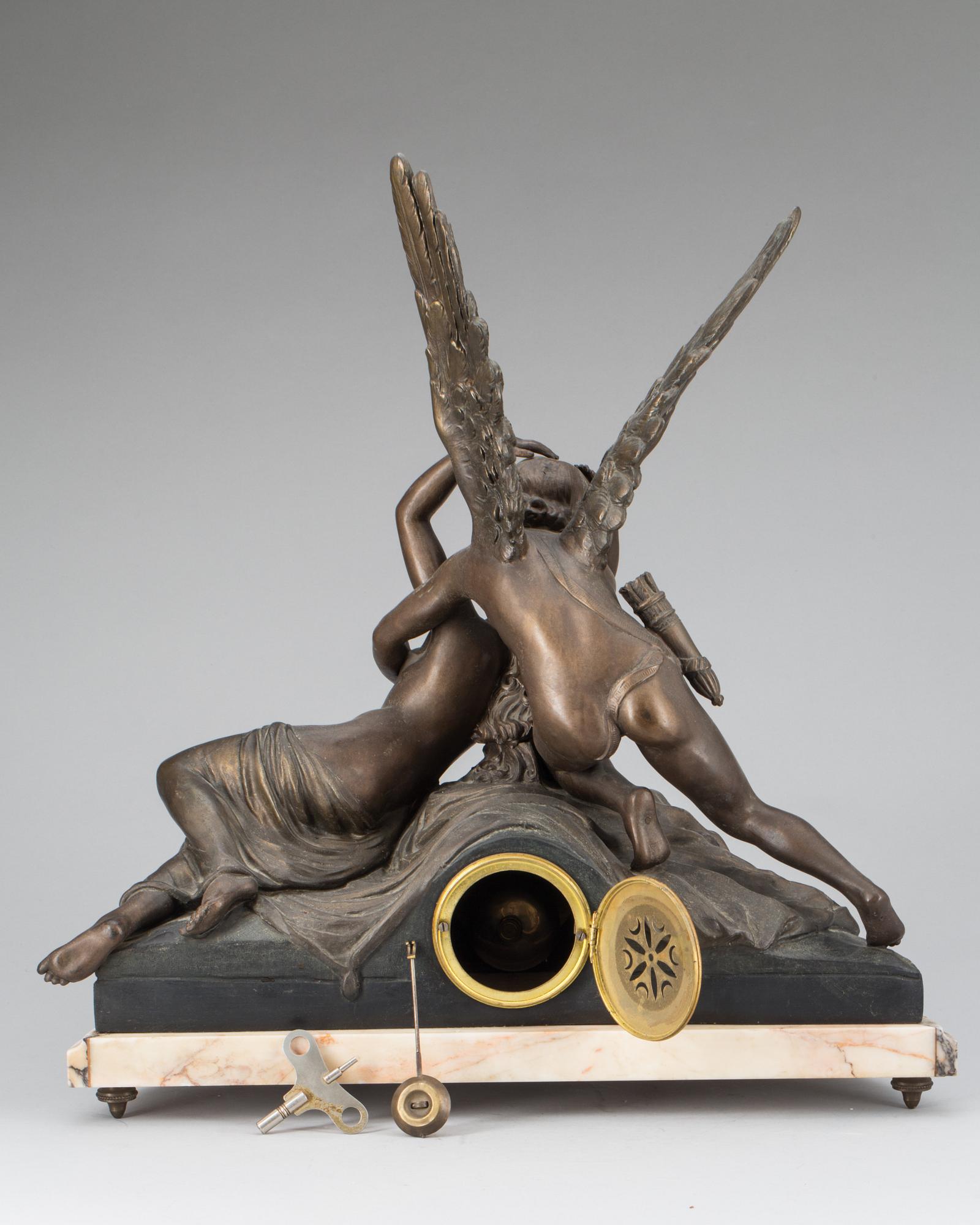 BORDSPENDYL, 1900-talets början. Frankrike.