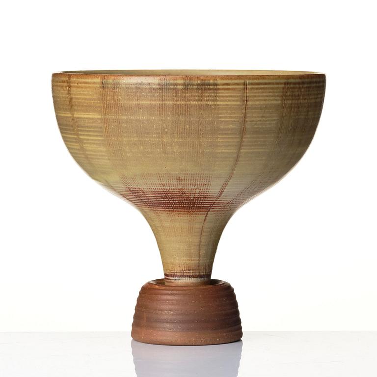 Wilhelm Kåge, a "Farsta spirea" stoneware vase, Gustavsberg Studio 1957.