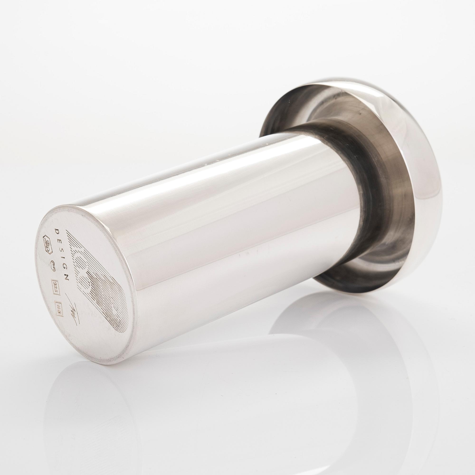 Tapio Wirkkala, vas, sterlingsilver, "Kasvu" (Tillväxt), Kultakeskus Oy, Tavastehus 1990.