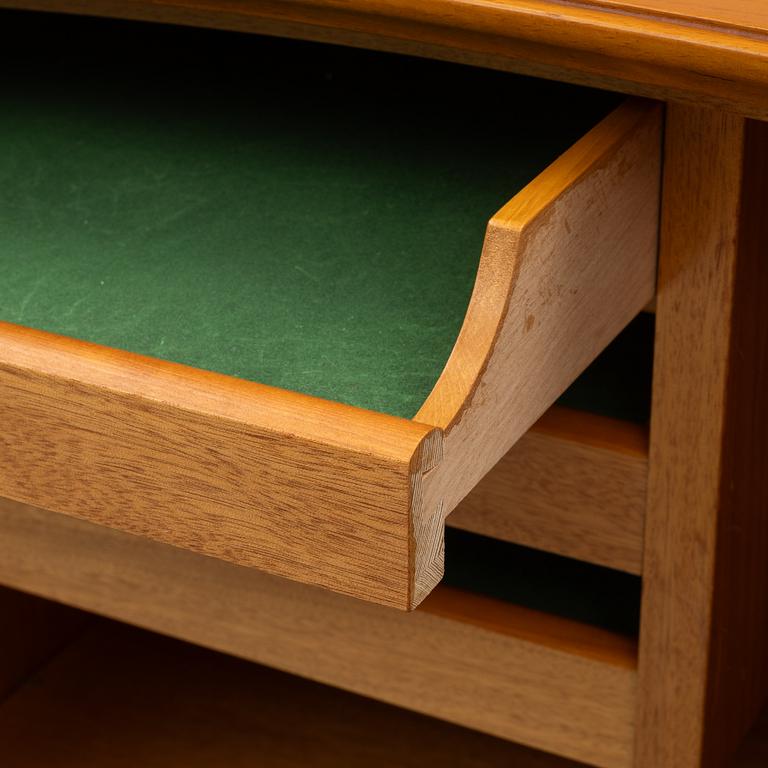 Cabinet, Swedish modern, 1940s.