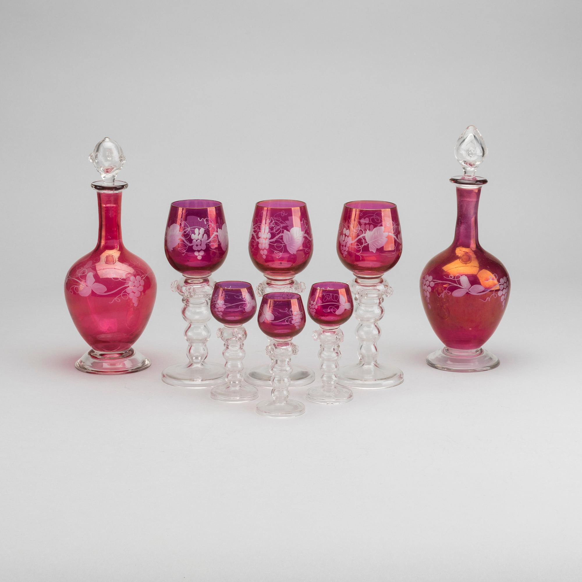 GLASSERVIS, 14 dlr, Trelleborgs glasbruk. 1900-talets första hälft/mitt.