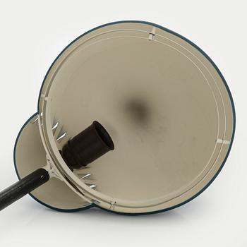 Alvar Aalto, bordslampa, modell A704, Valaistustyö.