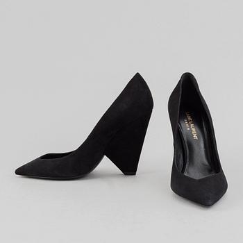 Yves Saint Laurent, a pair of black suede shoes, size 36½.