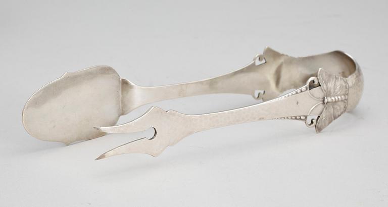 PARTI SILVER, 12 delar, tot vikt ca 322 gram, bl a CG Hallberg, Stockholm, dat 1926.