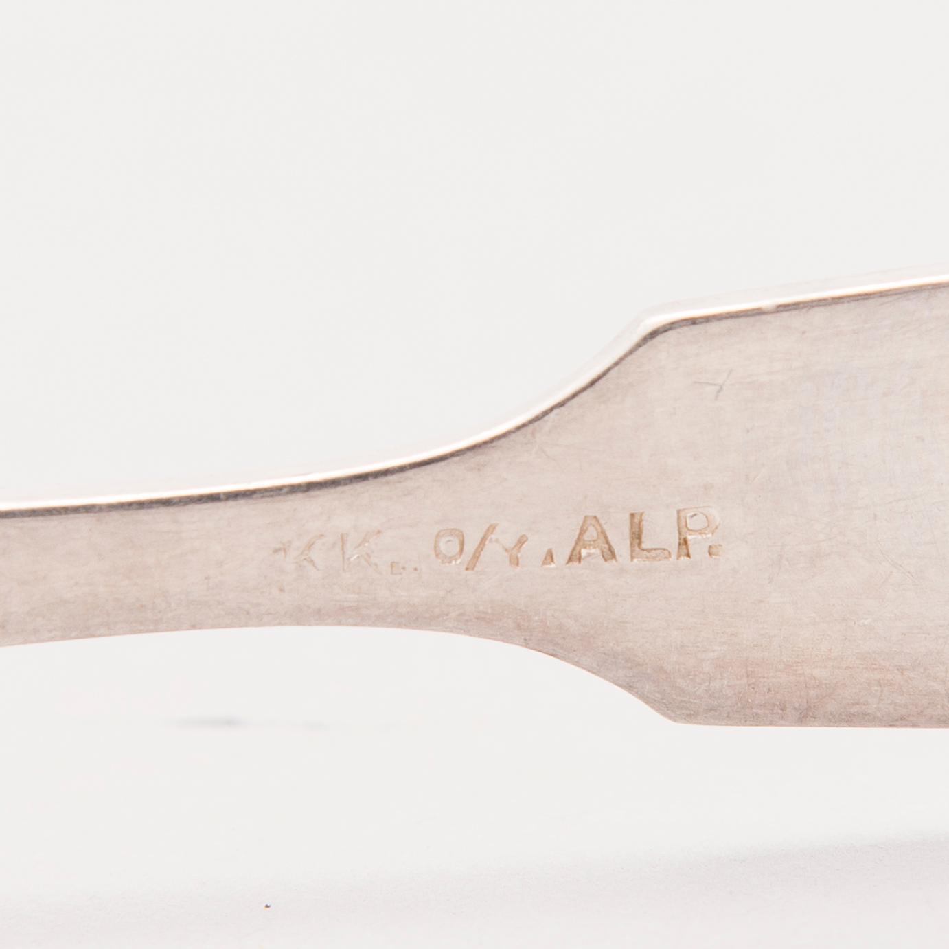 A set of 24 silver plate fish knives and forks with seashell decoration, Kultakeskus Oy, Finland 20th Century.