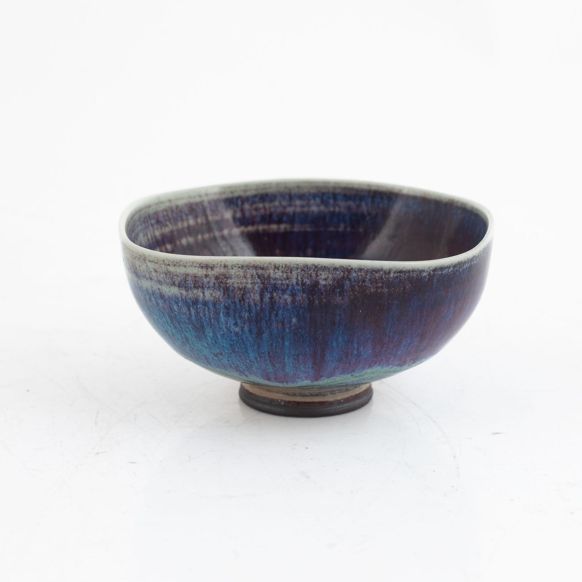 Berndt Friberg, skålar, 2 st, samt miniatyrvaser, 2 st, Gustavsberg Studio.