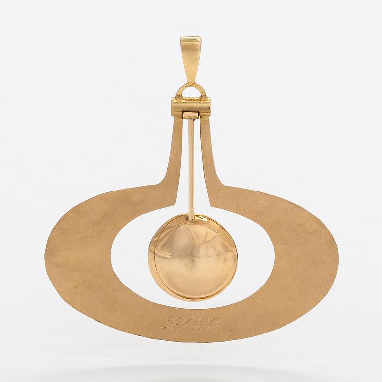Tapio Wirkkala, riipus, "Päärynä", 18K kultaa.