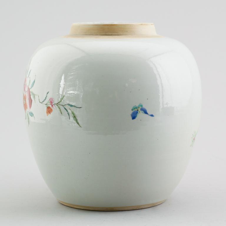 URNA, porslin, Kina, Qianlong (1736-1795).