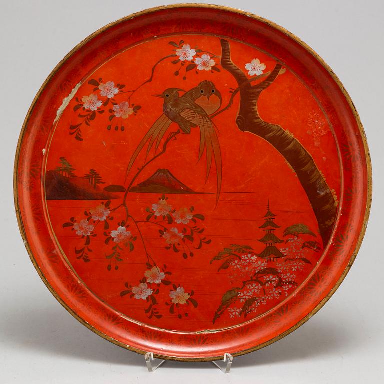 A Japanese tray and lidded box, lacquer, Meiji (1868-1912).