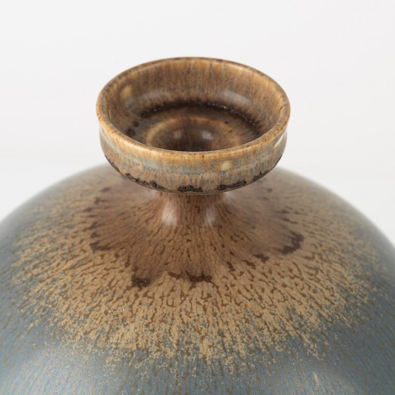 Sven Wejsfelt, a stoneware vase, Gustavsberg studio, Sweden 1987.