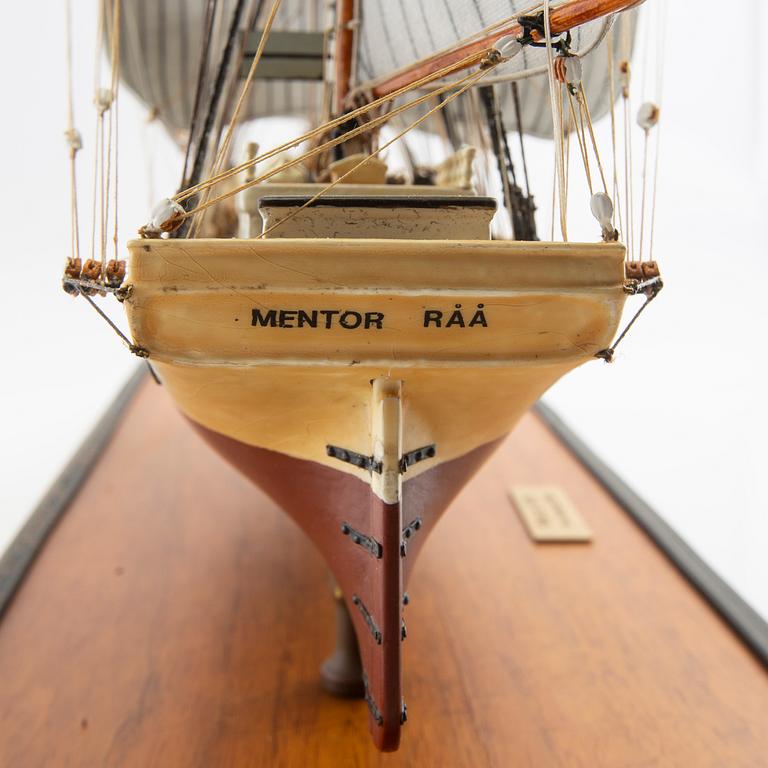 Fartygsmodell "Mentor", byggd av Sten Bergwall 1996.