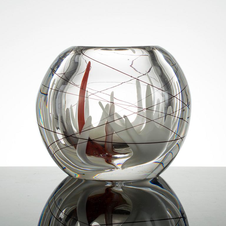 A 1950´s glass vase by Vicke Lindstrand, Kosta.