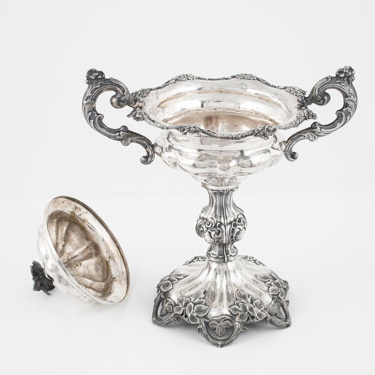 Sockerskål, silver, nyrokoko, C Holm, Norrköping 1859.