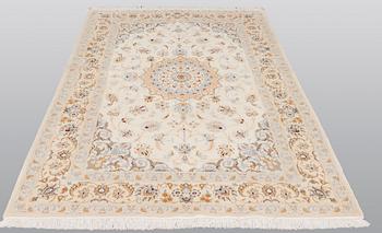 A rug Nain, Part Silk, S.K 9LAA, ca 245 x 160 cm.