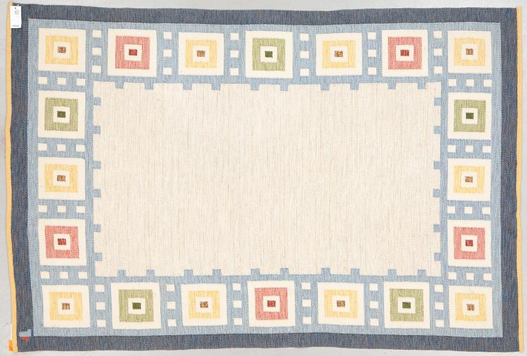Carpet, Erik Lundberg, possibly, flat weave, Vävaregården i Eringsboda, ca 250 x  165 cm.