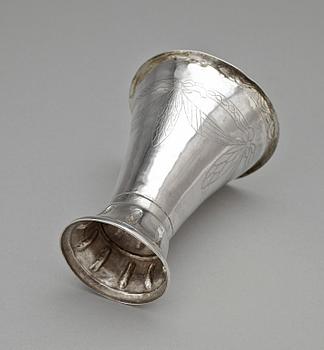 BÄGARE, silver, möjligen Lorentz Lindegren, Borås 1797. Vikt 70 gr.