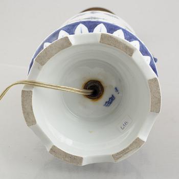 A 'Blue Fluted Plain' / 'Musselmalet' porcelain table lamp, Royal Copenhagen,19th century.