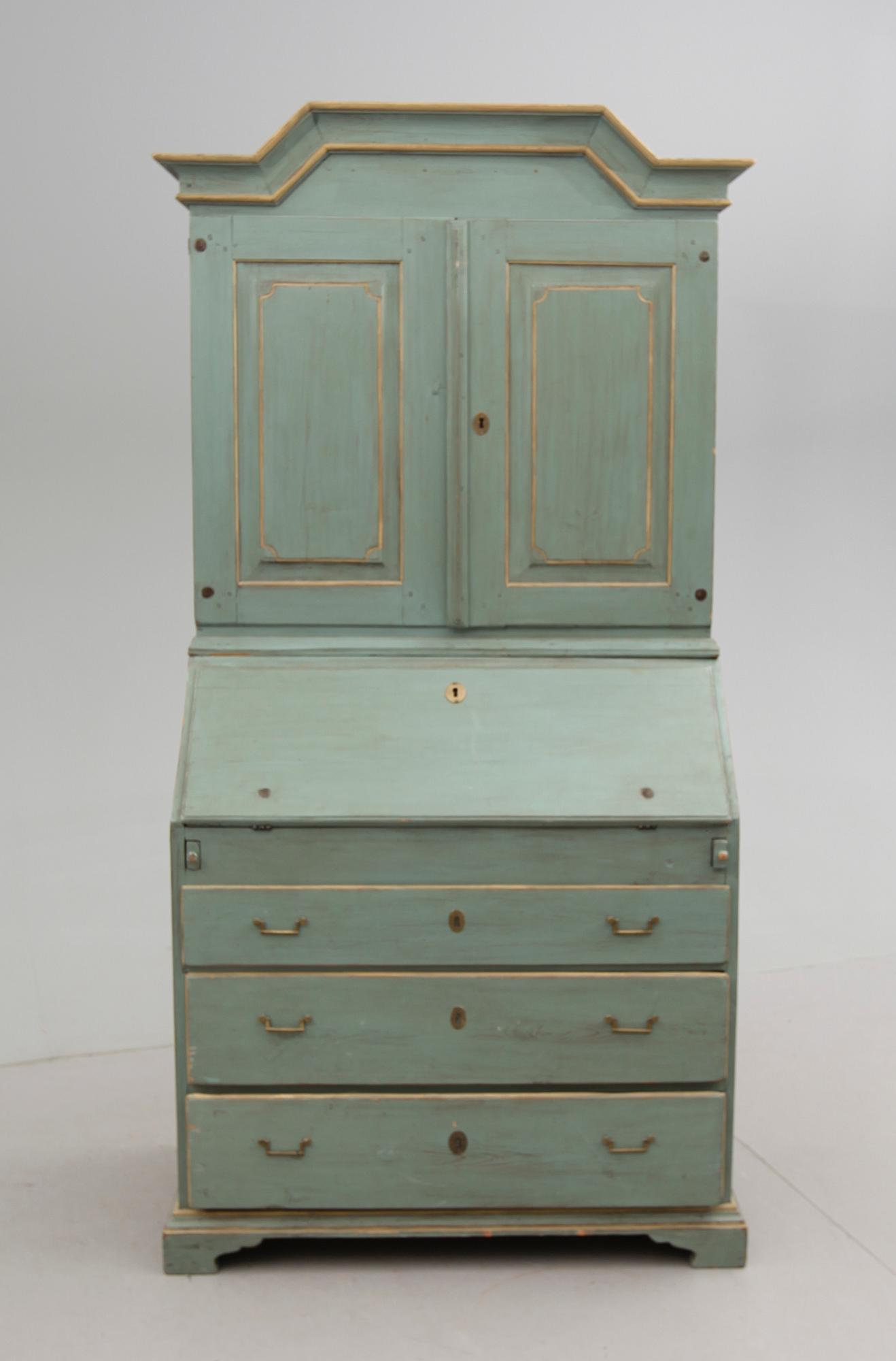 SKRIVSKÅP, allmoge, 1800-talets första hälft.