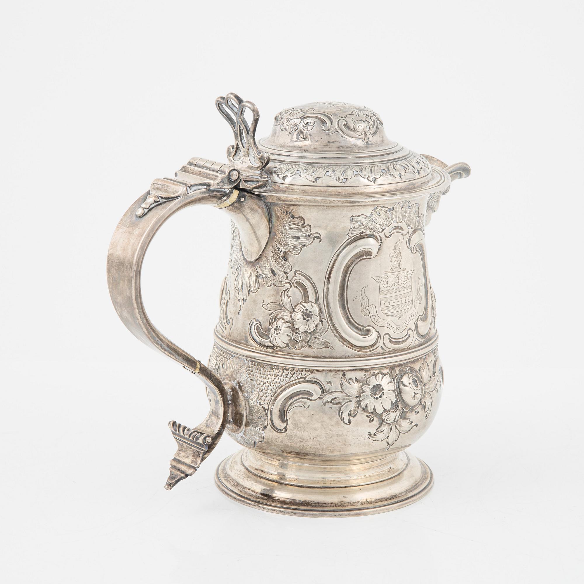Dryckeskanna, silver, Charles Wright, London, England, 1776.