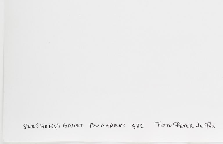 Peter de Ru, fotografi signerad a tergo.