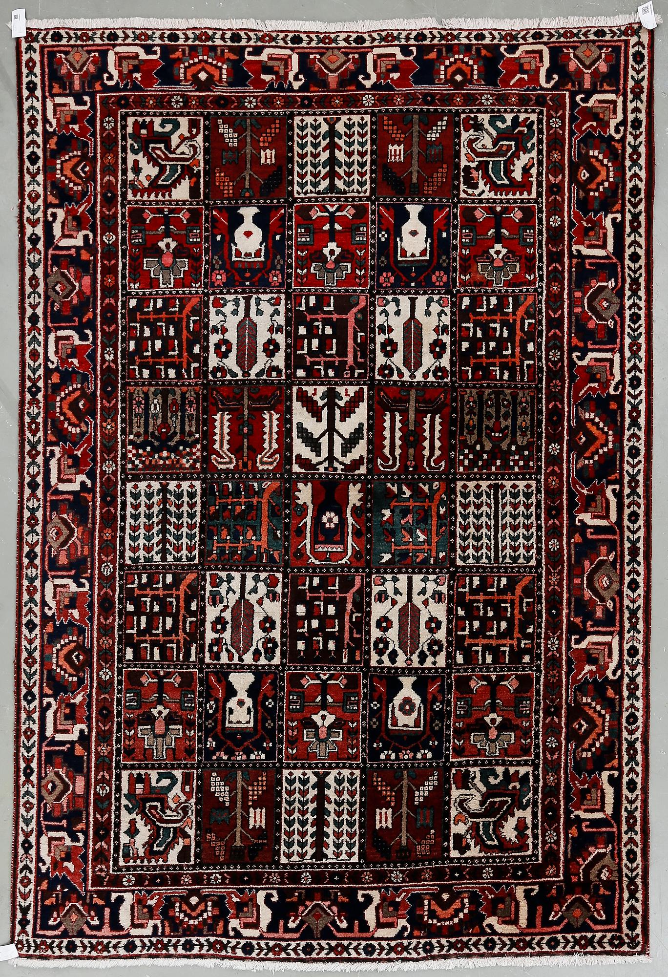 MATTA, Bachtiari, ca 322x204 cm.