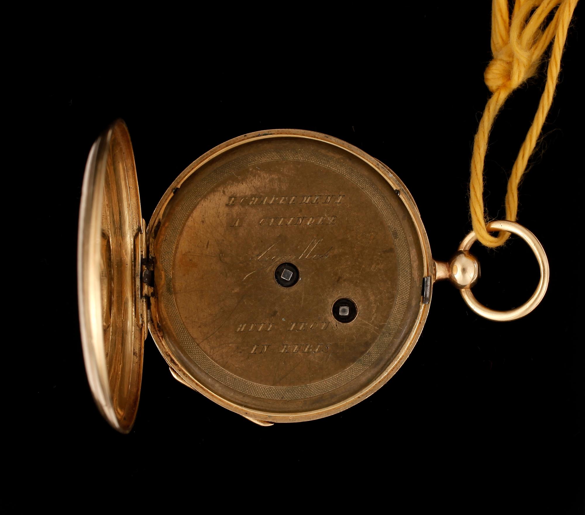 FICKUR, 18k guld, omkring 1900. Vikt 27,8g.