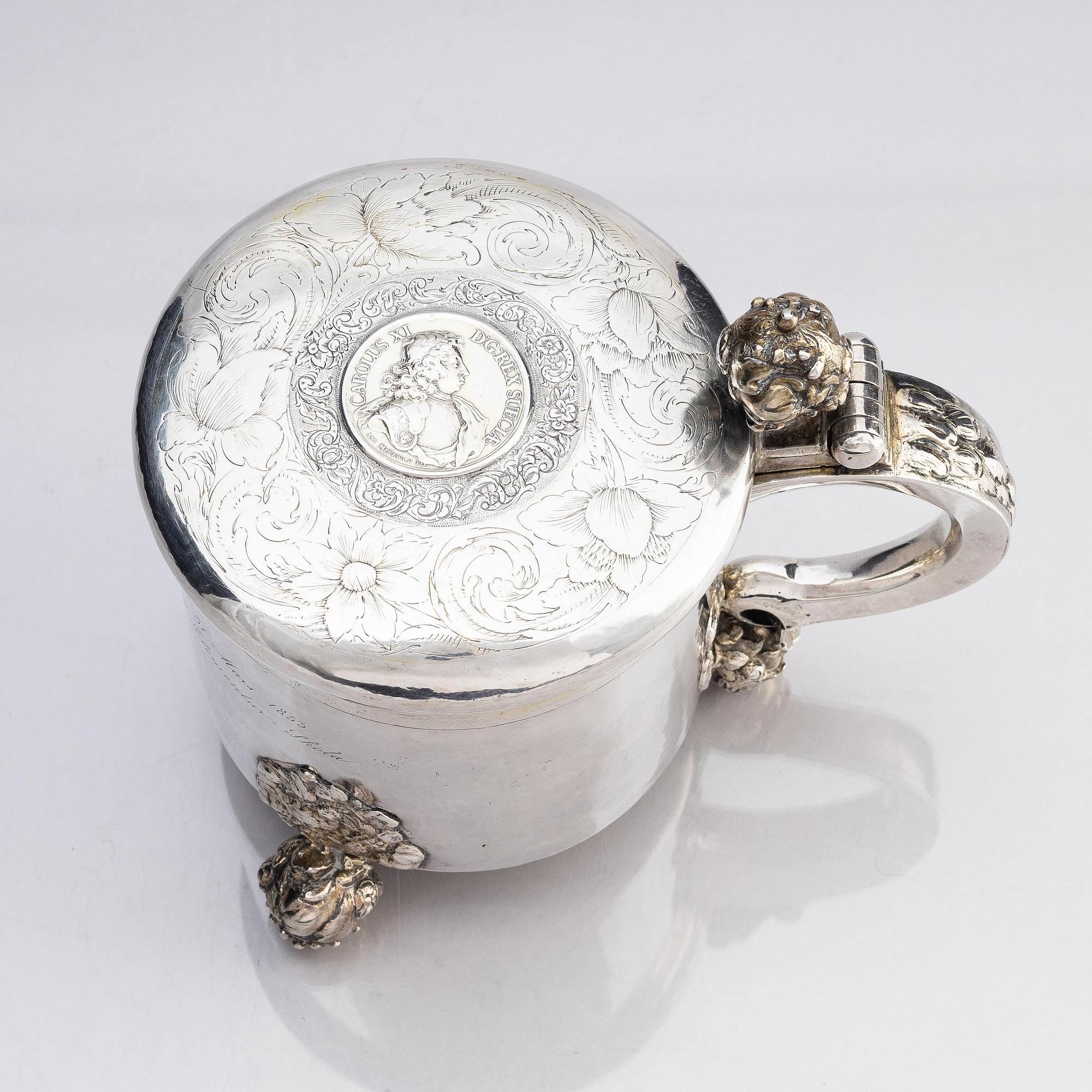 A Swedish 17th century Baroque parcel-gilt silver tankard, mark of Friedrich Richter, Stockholm (active 1668-1700).