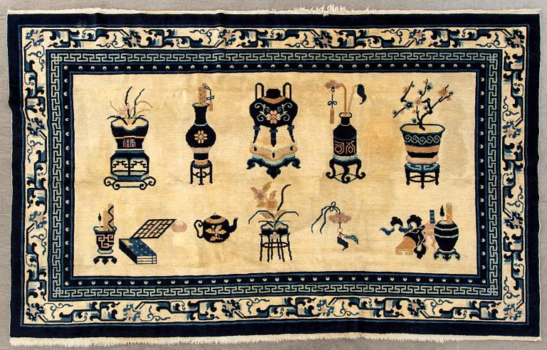 An semiantique/antique Chinese Baotou carpet ca 160 x 250 cm.