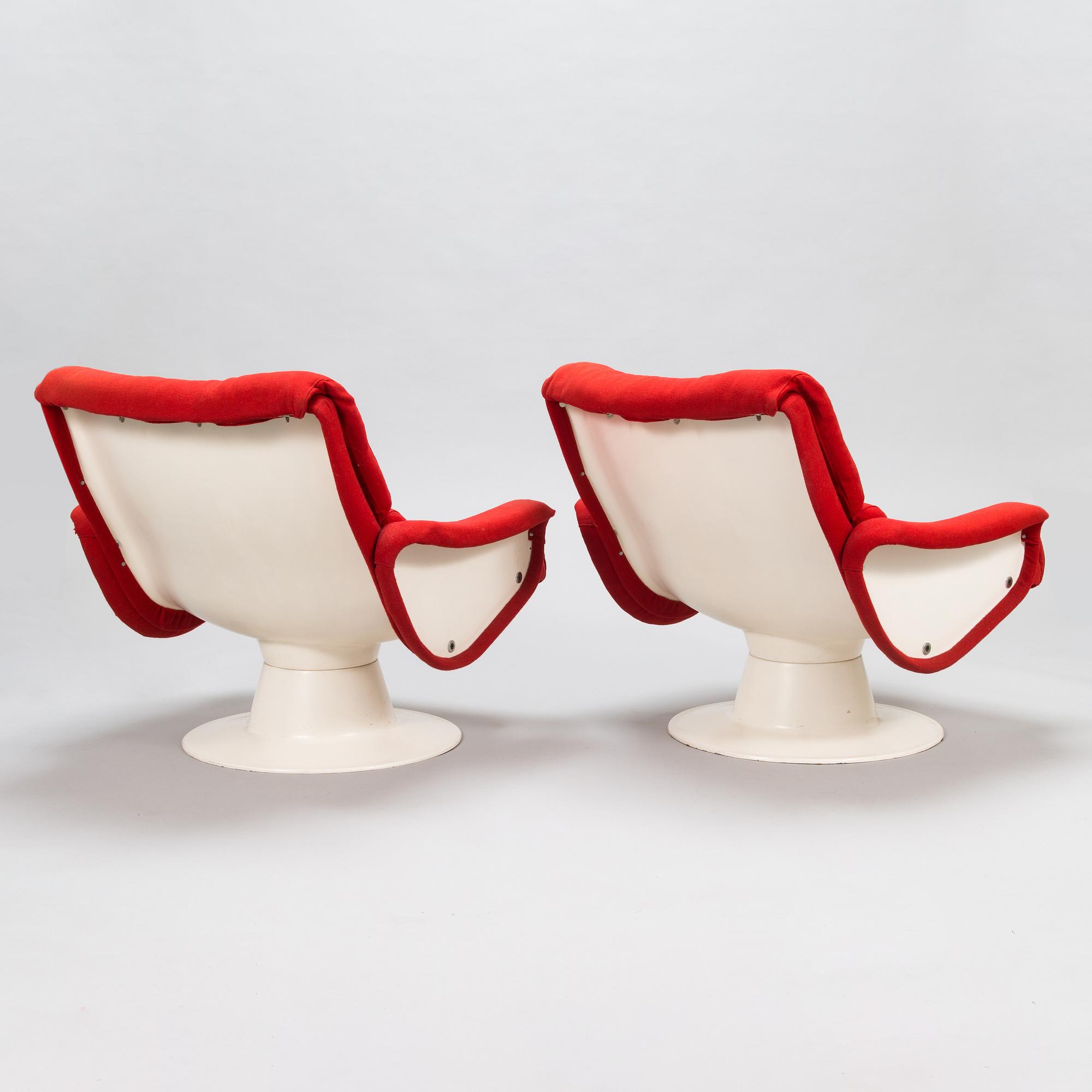Yrjö Kukkapuro, a pair of 1960's 'Saturnus' armchairs for Haimi.