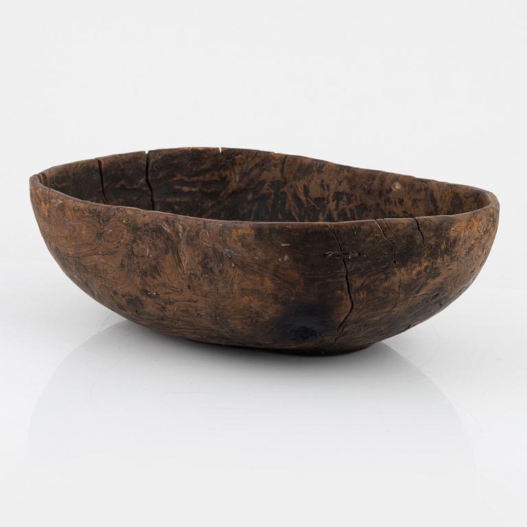 A birch bowl, dated 1793.