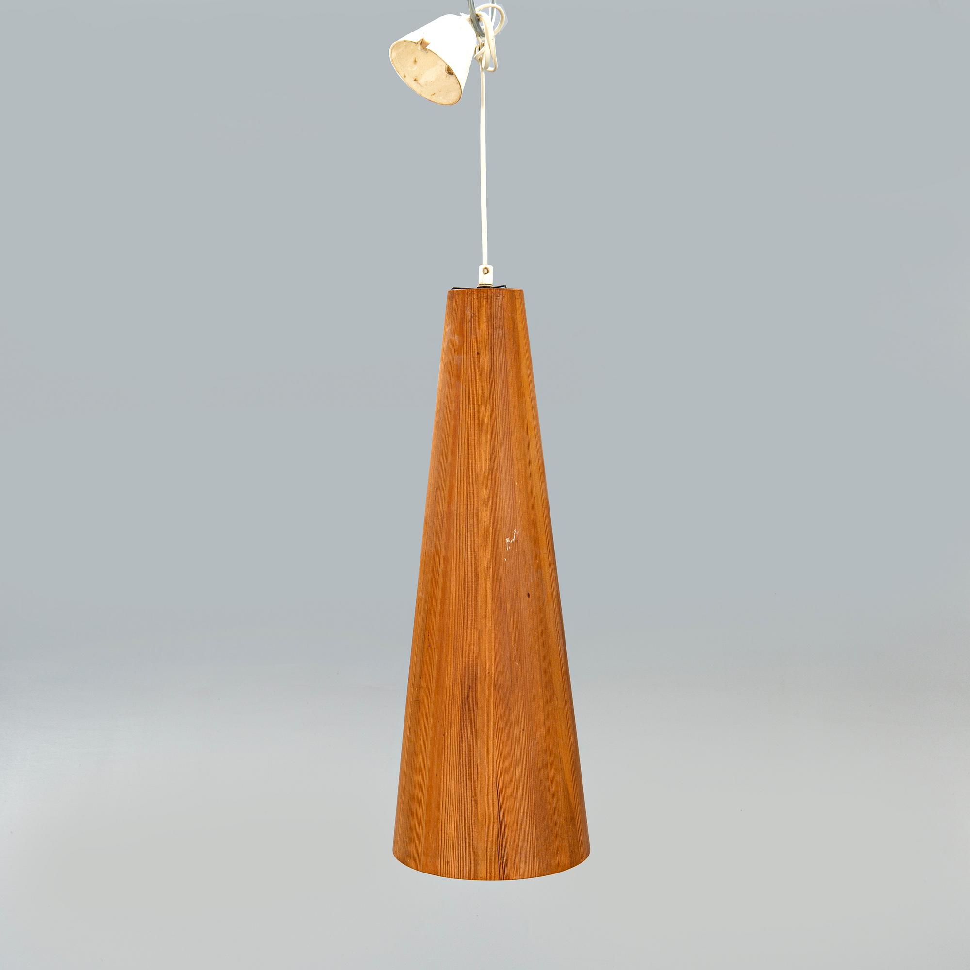 A Jörgen Wolff wooden ceiling lamp for Christian A. Wolff, Denmark 1950s.