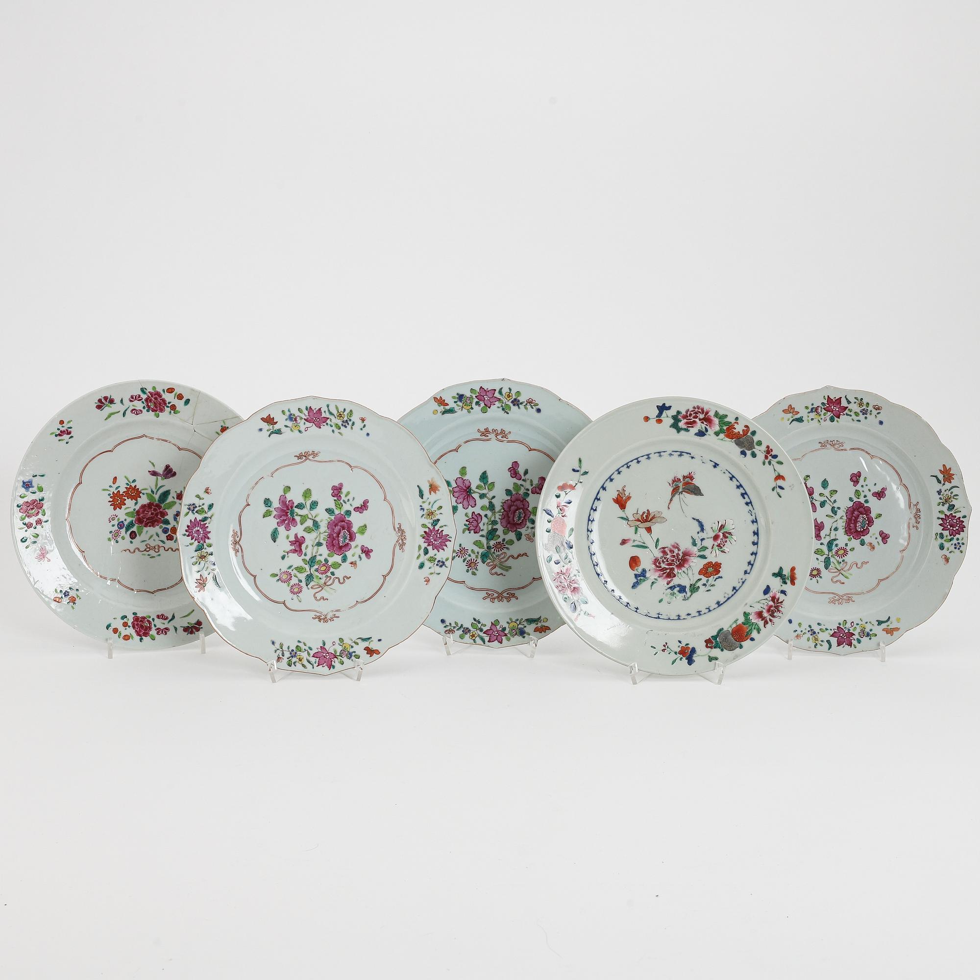A set of five (3+1+1) famille rose plates, Qing dynasty, Qianlong (1736-95).