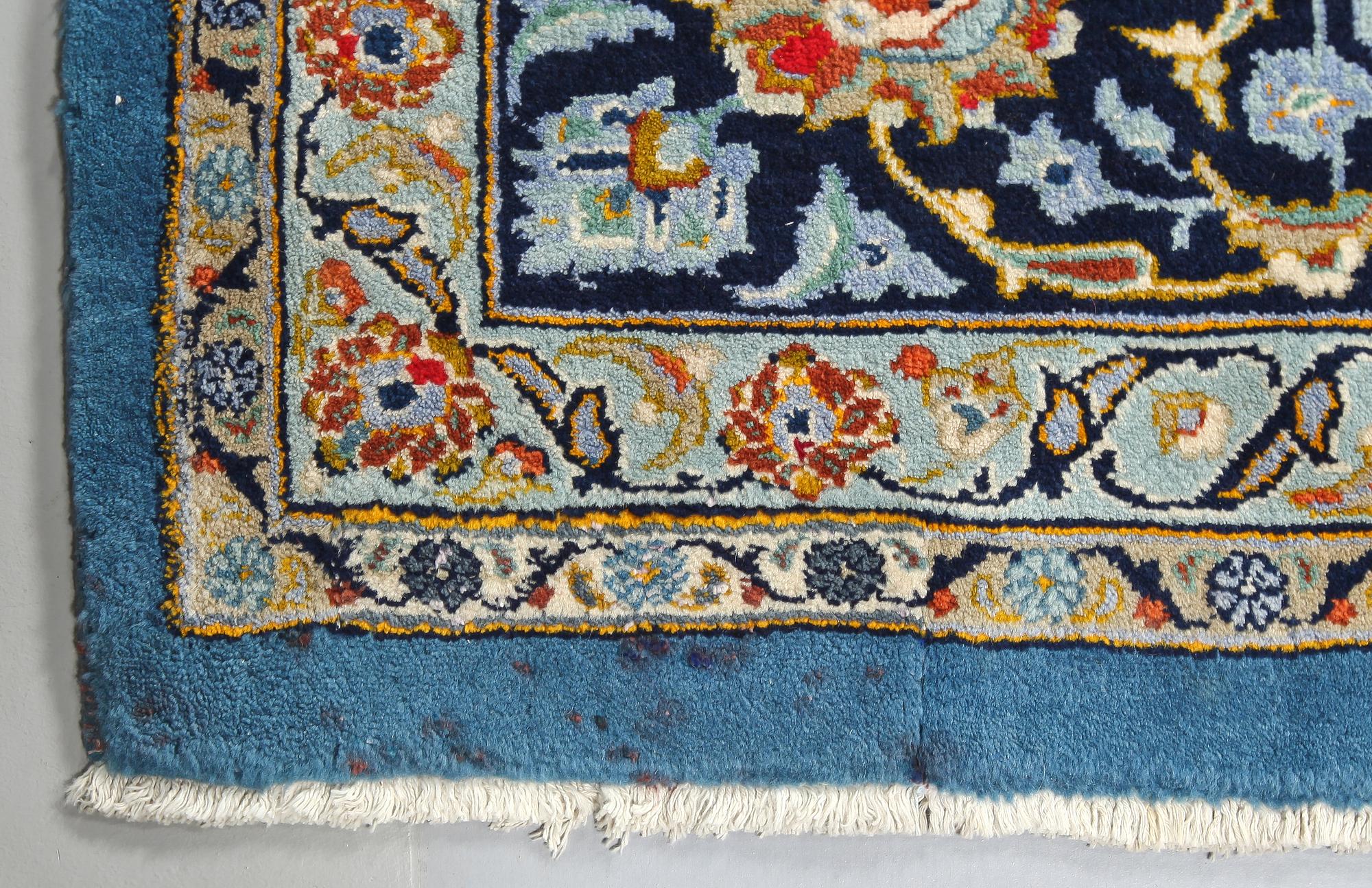 MATTA, Kashmar, modern tillverkning, signerad, 380 x 298 cm.