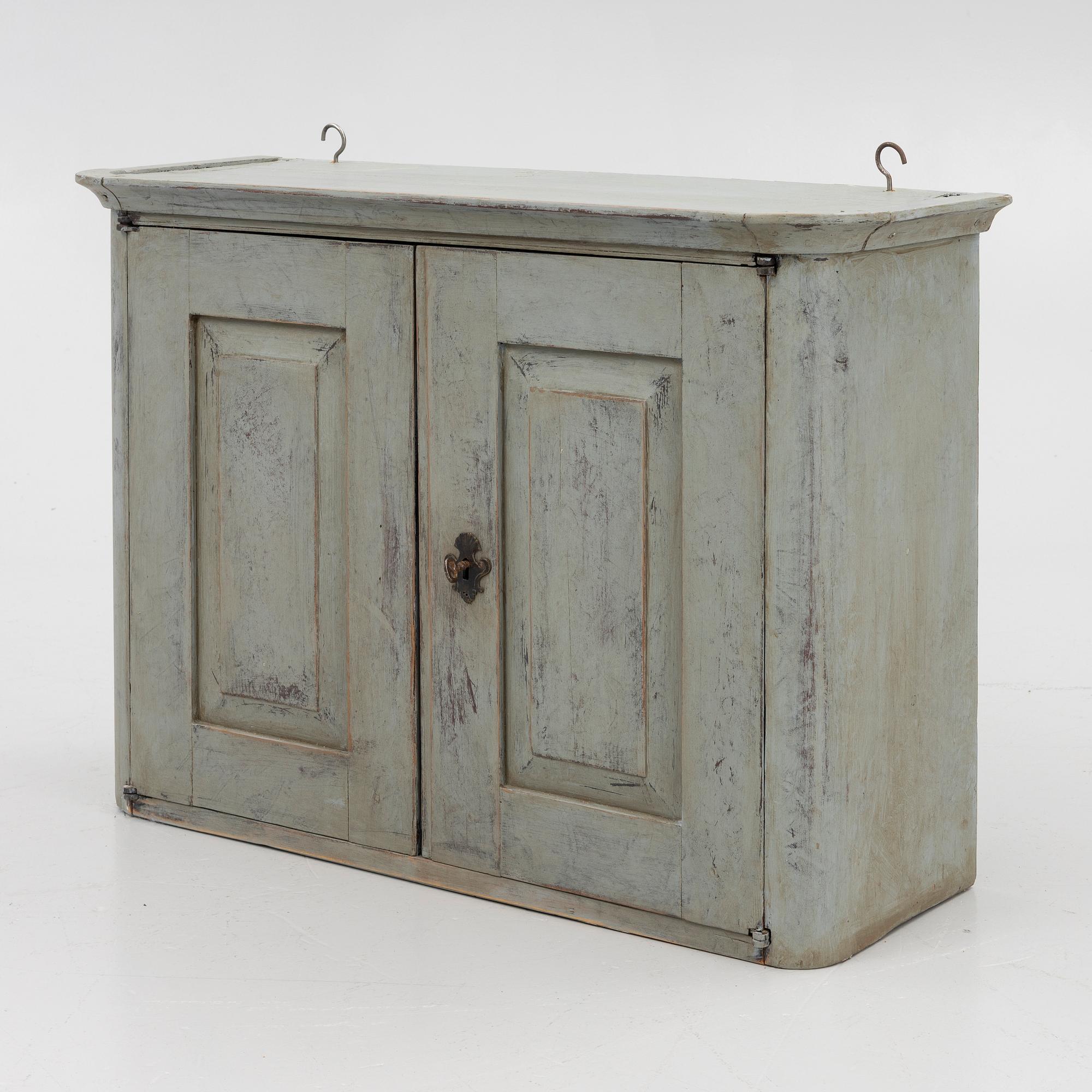 Hanging cabinet, second half of the 19th century.