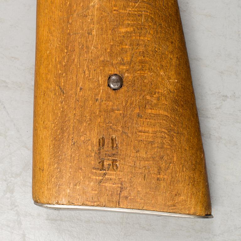 A Oscar Will Bugelspanner air rifle from circa 1915.