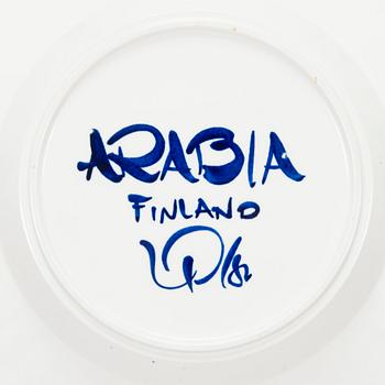 Ulla Procopé, a 27-piece 'Valencia' porcelain tableware set for Arabia.