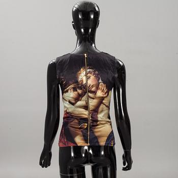 TOPP SAMT KLÄNNING, Alexander Mcqueen samt Dolce & Gabbana.