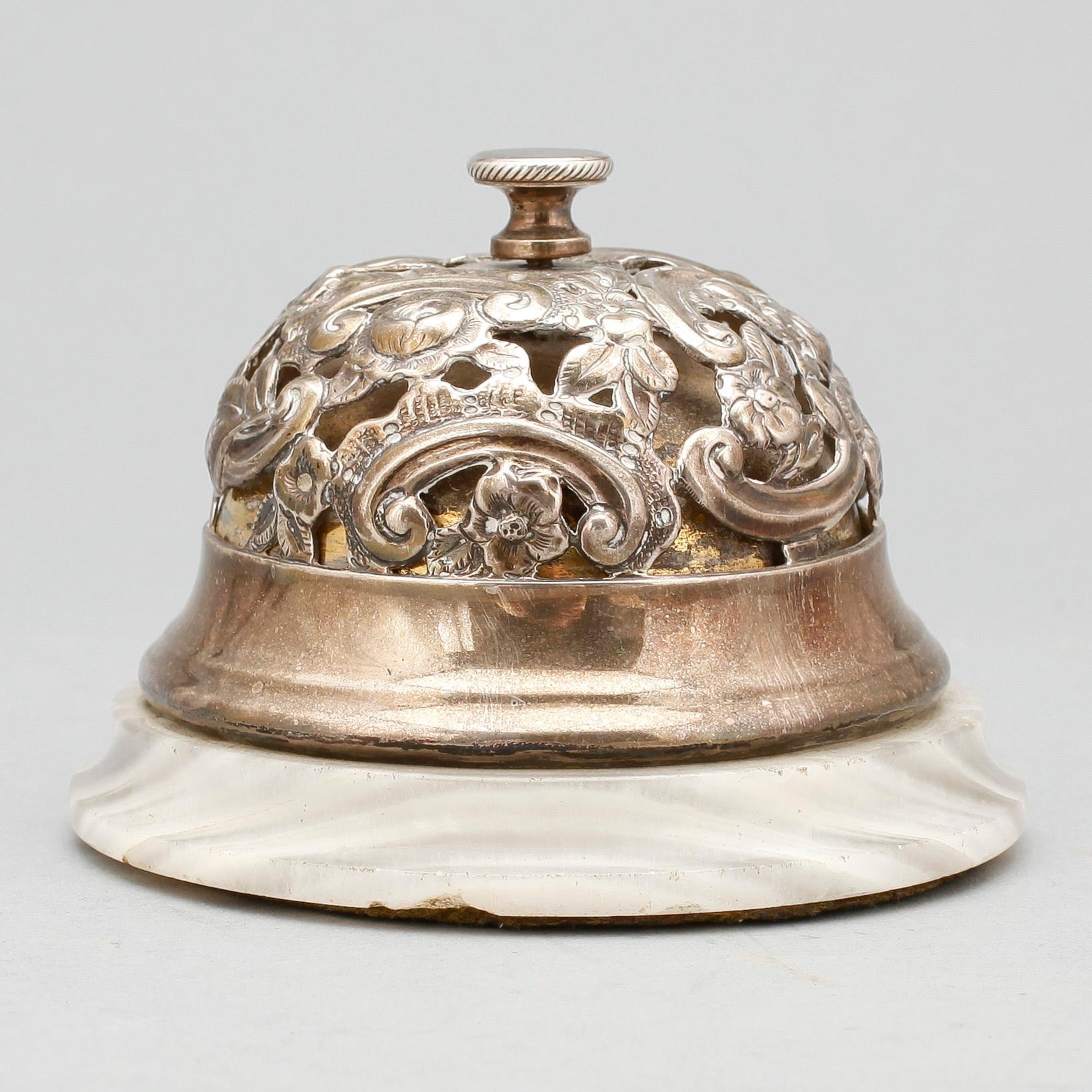 RINGKLOCKA, silver, nyrokoko, London, 1893.