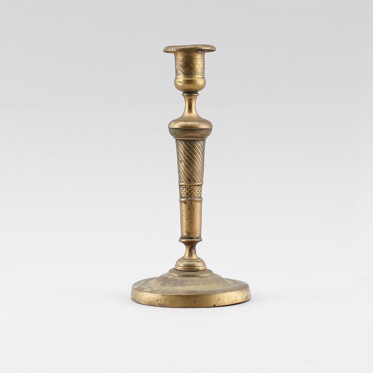 LJUSSTAKE, förgylld mässing, empire, 1800-talets första hälft.