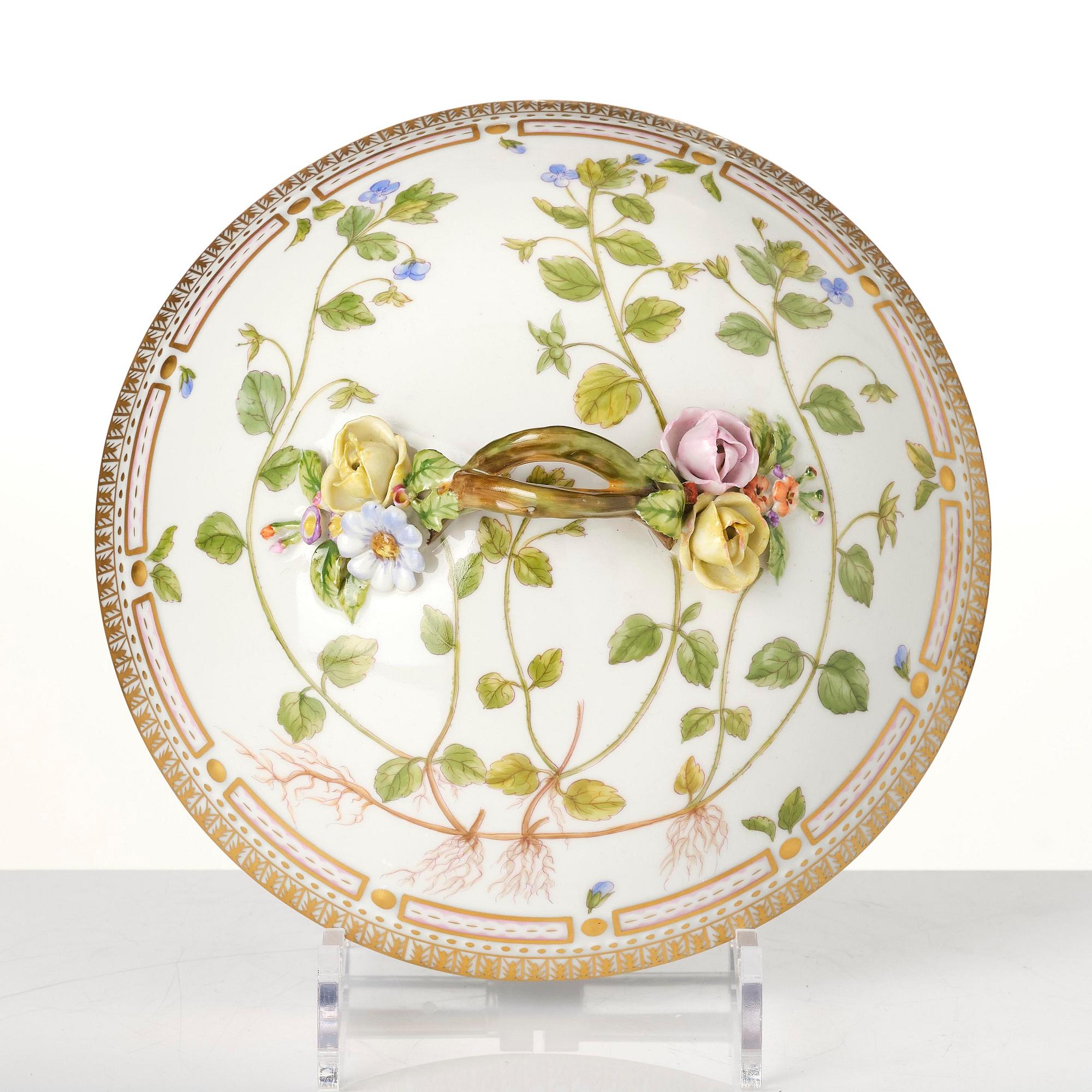 A Royal Copenhagen 'Flora Danica' tureen with cover, Denmark, 20th Century.